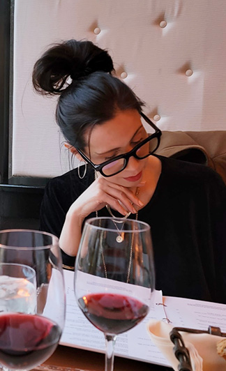 Stef Schwalb New York Editor-at-Large